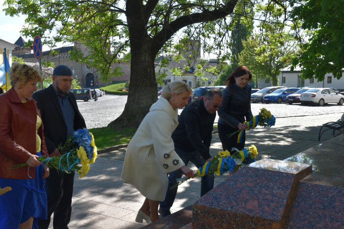 У Луцьку вшанували пам’ять жертв, примусово депортованих із Криму