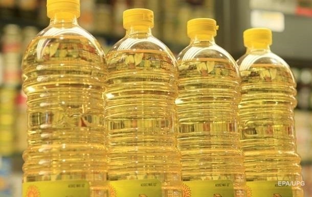 В Україні вперше за рік подешевшала соняшникова олія